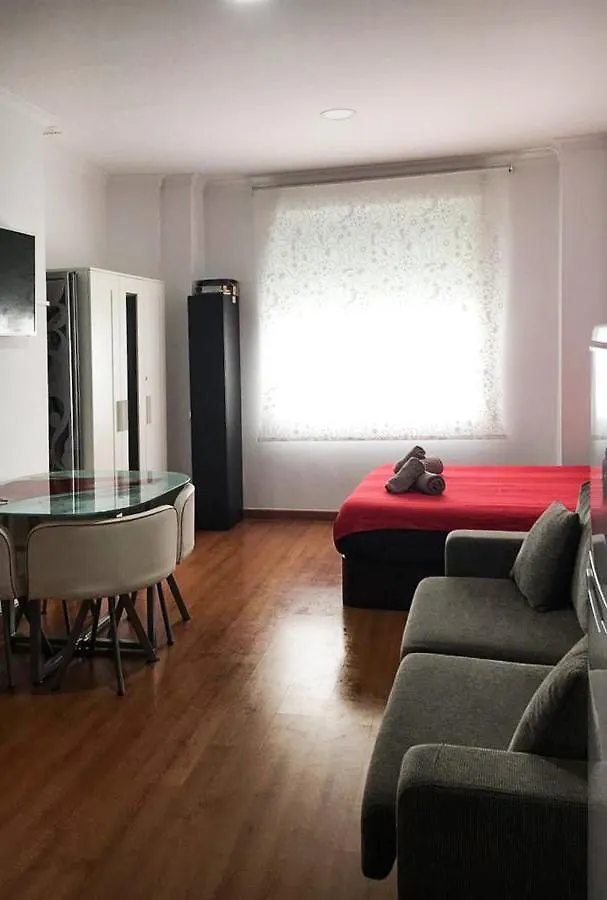 Calle Carreteria Otel Málaga Daire